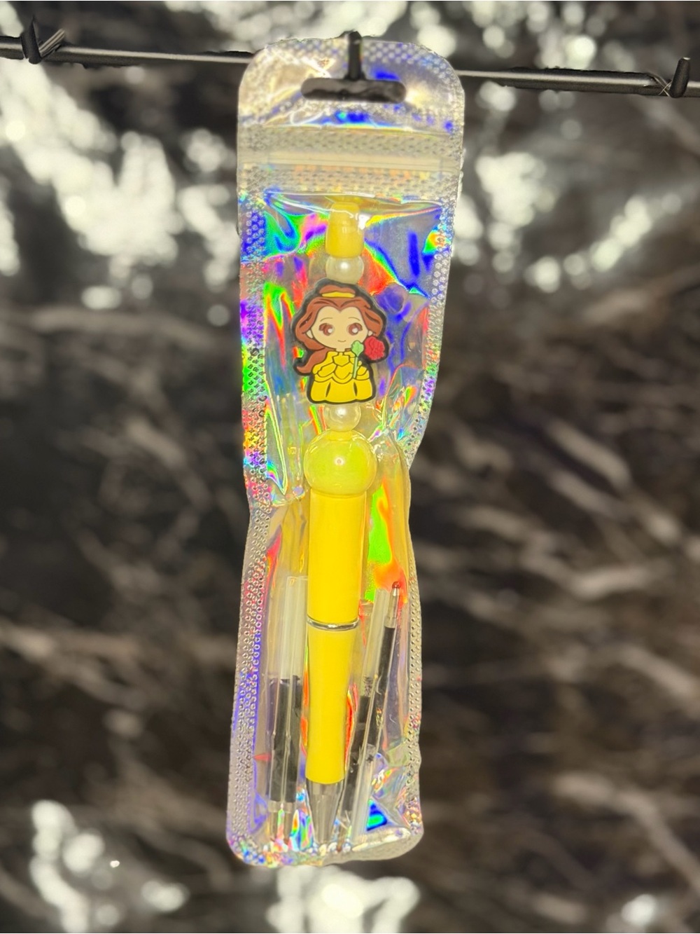 Yellow Belle Princess Focal Bead Pen 
Black & Blue Ink